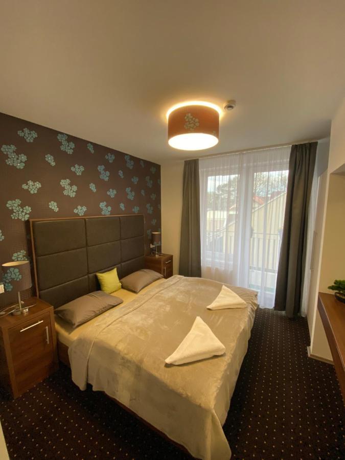 Happy Seasons Szoboszlo Apartment ไฮจ์ดุสโซบอสโล ภายนอก รูปภาพ